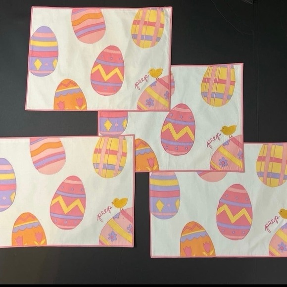 Blossoms & Blooms Fabric Placemats White Easter Eggs 4 18”x13” - Picture 1 of 6